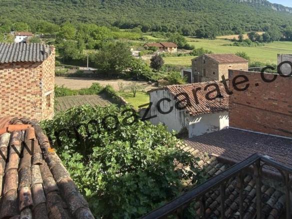 House or villa for sale in Genevilla