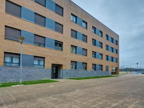 Apartment for sale in Pamplona-Iruña – Santos Ochandategui, 94, Buztintxuri