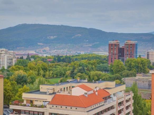 Apartment for sale in Pamplona-iruña – Iñigo Arista, 1, Iturrama