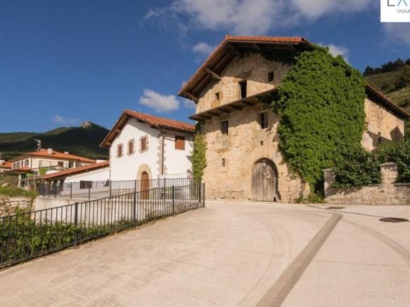 House or chalet for sale in Esteribar