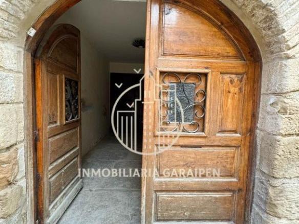 House or chalet for sale in Olite / Erriberri
