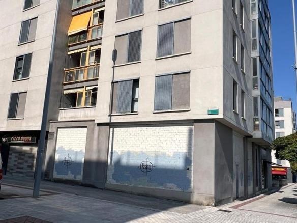 Commercial premises for sale at Calle de las Bárdenas Reales, 3, 3, Sarriguren