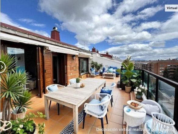Penthouse for sale on Calle Sancho Ramirez, 9, Mendebaldea – Ermitagaña