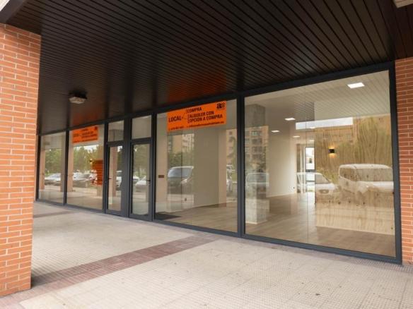 Commercial premises for sale in Chantrea