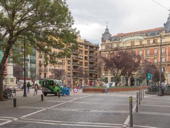 Commercial premises for sale in Nueva, Old Town