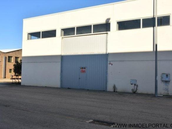 Industrial warehouse for sale in Olite / Erriberri