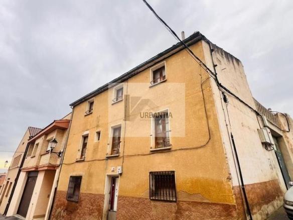 House or chalet for sale in Palanquera, Larraga