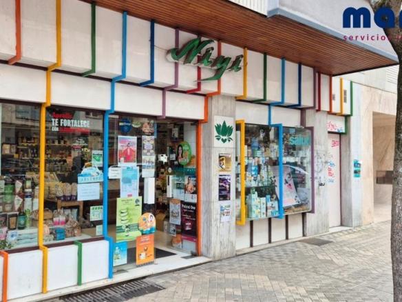 Commercial premises for sale at Calle Padre Barace, 1, Iturrama