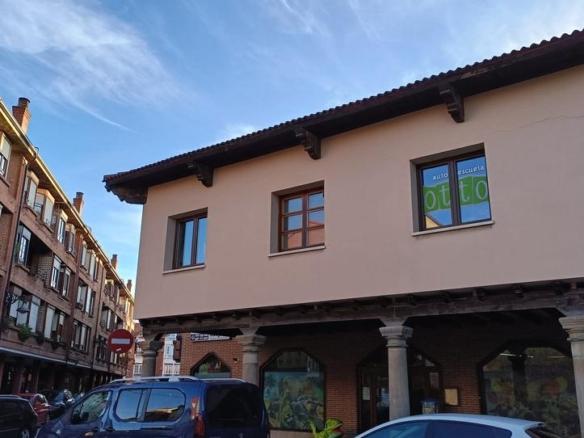 Commercial premises for sale at Calle Modesto Lafuente, 41, Aguilar de Campoo