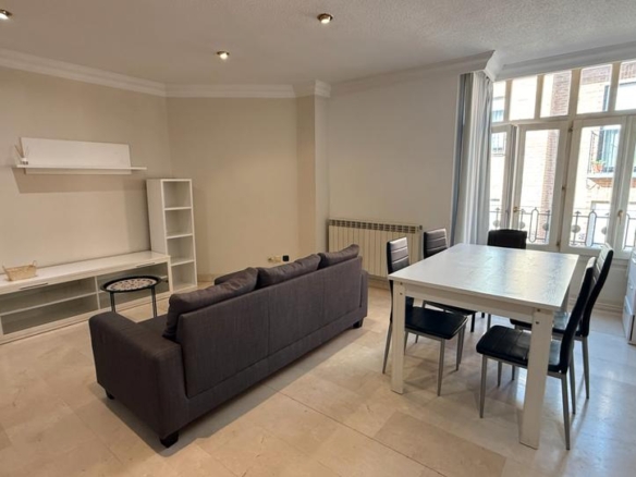 Apartment for sale on Calle Marqués de Albaida, Centro