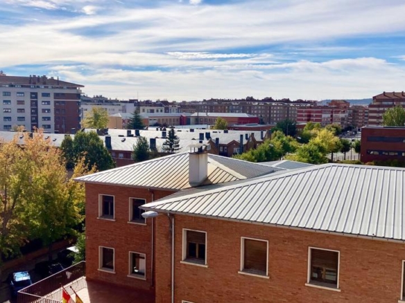 Apartment for sale in Campo de la Juventud