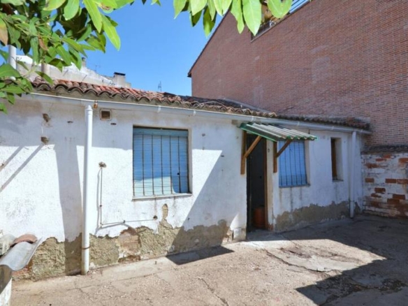 Townhouse for sale in Zorrilla, Sn, Venta de Baños