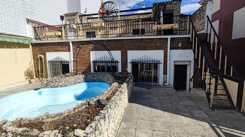 House or villa for sale on Avenida Viñalta, Allende el Río
