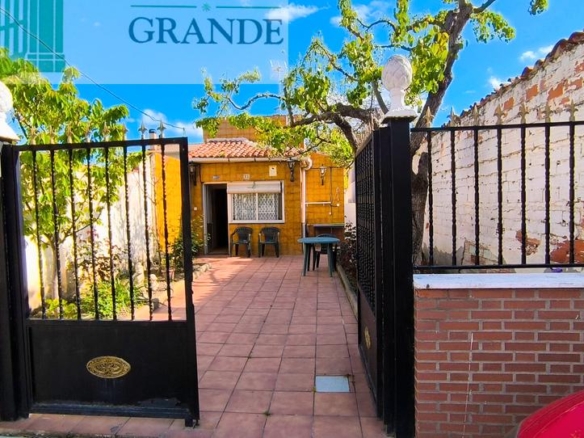 House or villa for sale on Calle Eras del Rosal, 31, Allende el Río