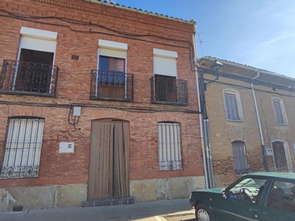 Rustic property for sale in Plaza Dos de Mayo, Villarramiel