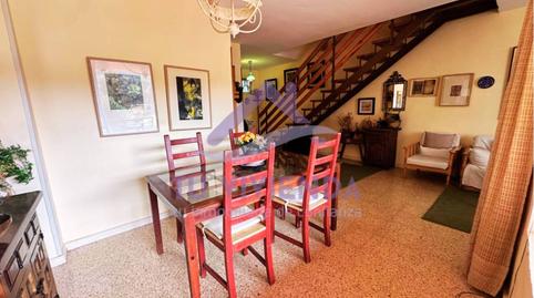 Duplex for sale on Luis Vives Street, Saldaña