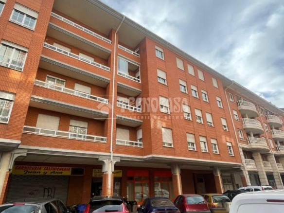 Apartment for sale in Campo de la Juventud