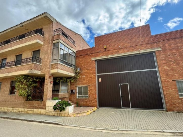 Penthouse for sale in Monzón de Campos – Cl Mayor, Monzón de Campos