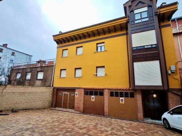 Apartment for sale on Calle Pesquera, 17, Aguilar de Campoo