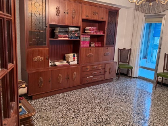 Apartment for sale on Avenida de la Jota, La Jota