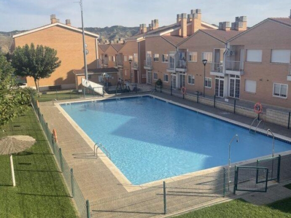 House or villa for sale in Río Ebro, María de Huerva