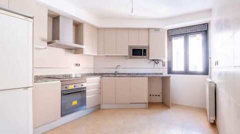 Apartment for sale on Calle Mariano Baselga, 22, Arrabal