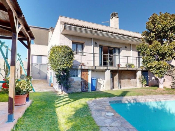 House or villa for sale on Avenida de Zaragoza, Nuez de Ebro