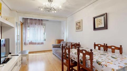 Apartment for sale on Avenida Madrid, La Bozada – Parque Delicias