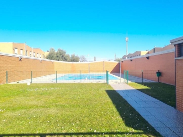 Townhouse for sale on Grisen Street, La Joyosa