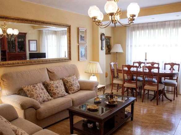 Apartment for sale in Pascual Marquina, Estación – San Antonio