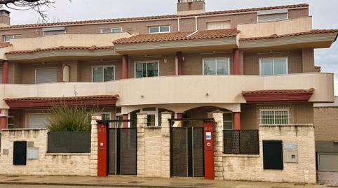House or villa for sale in Río Jalón, Plaza de Toros – Barón de Warsage