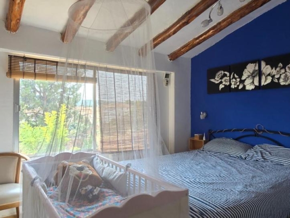 House or villa for sale in Rua, Ibdes