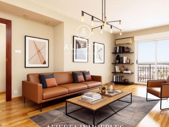 Penthouse for sale in Catalonia, Avda. Catalonia