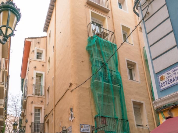 Apartment for sale on Calle de Los Estébanes, 6, Alfonso