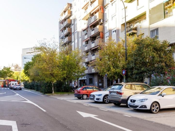 Duplex for sale on Calle de Jorge Guillén, 8, Grancasa