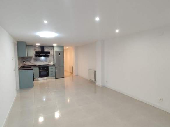 Apartment for sale on Román Izuzquiza Street, Delicias neighborhood