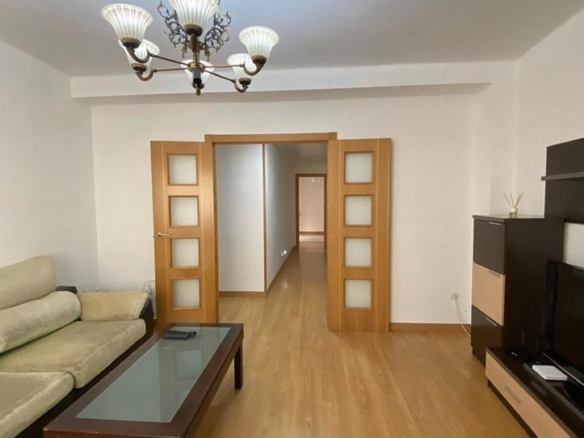 Apartment for sale on Calle Mayor, 49, Zuera
