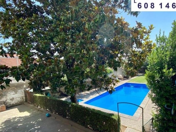 House or villa for sale on Avenida Pirineos, 39, Zuera