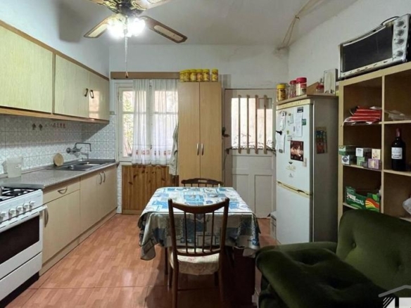 House or villa for sale in Luceni