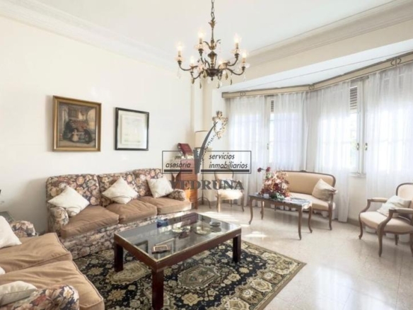 Apartment for sale in Plaza de Los Sitios, Paseo Independencia