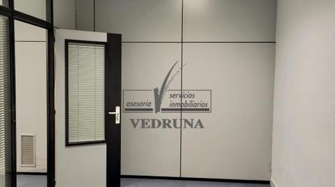 Commercial premises for sale on Avenida del Tenor Fleta, San José Alto