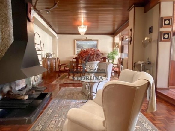 Penthouse for sale on Calle de Francisco de Vitoria, Paseo Constitución – Las Damas