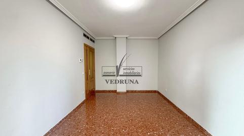 Apartment for sale on Avenida Pablo Gargallo, La Almozara