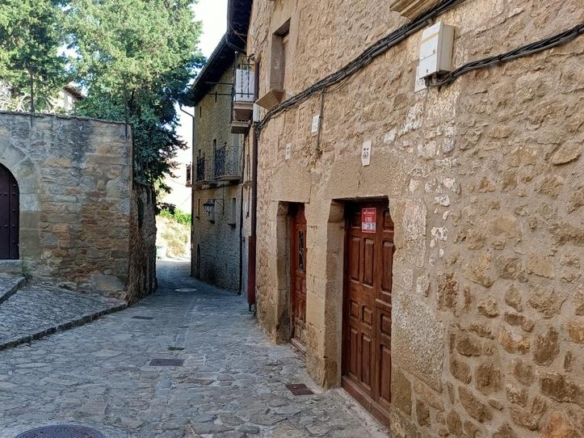 Rustic property for sale on Calle Ejercito Español, Codo