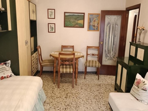 Apartment for sale on Reina Fabiola Street, La Granja