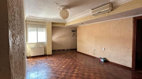 Apartment for sale on Ricardo del Arco Street, Arrabal