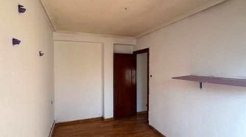 Apartment for sale on Calle de Orense, Torrero neighborhood