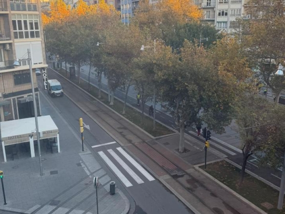 Apartment for sale on Calle de Santiago Ramón y Cajal, Plaza de Toros