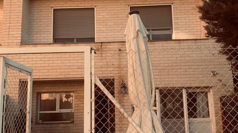 Townhouse for sale on Velázquez Street, Utebo