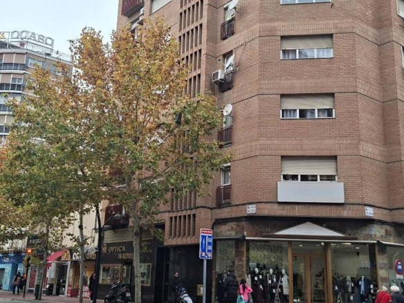 Apartment for sale in Barrio del Ave